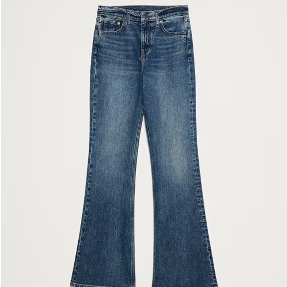 Banana Republic High-Rise Bootcut Jean 25